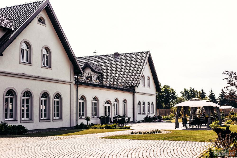 Jarzębinowy Ogród – hotel z Fromborka